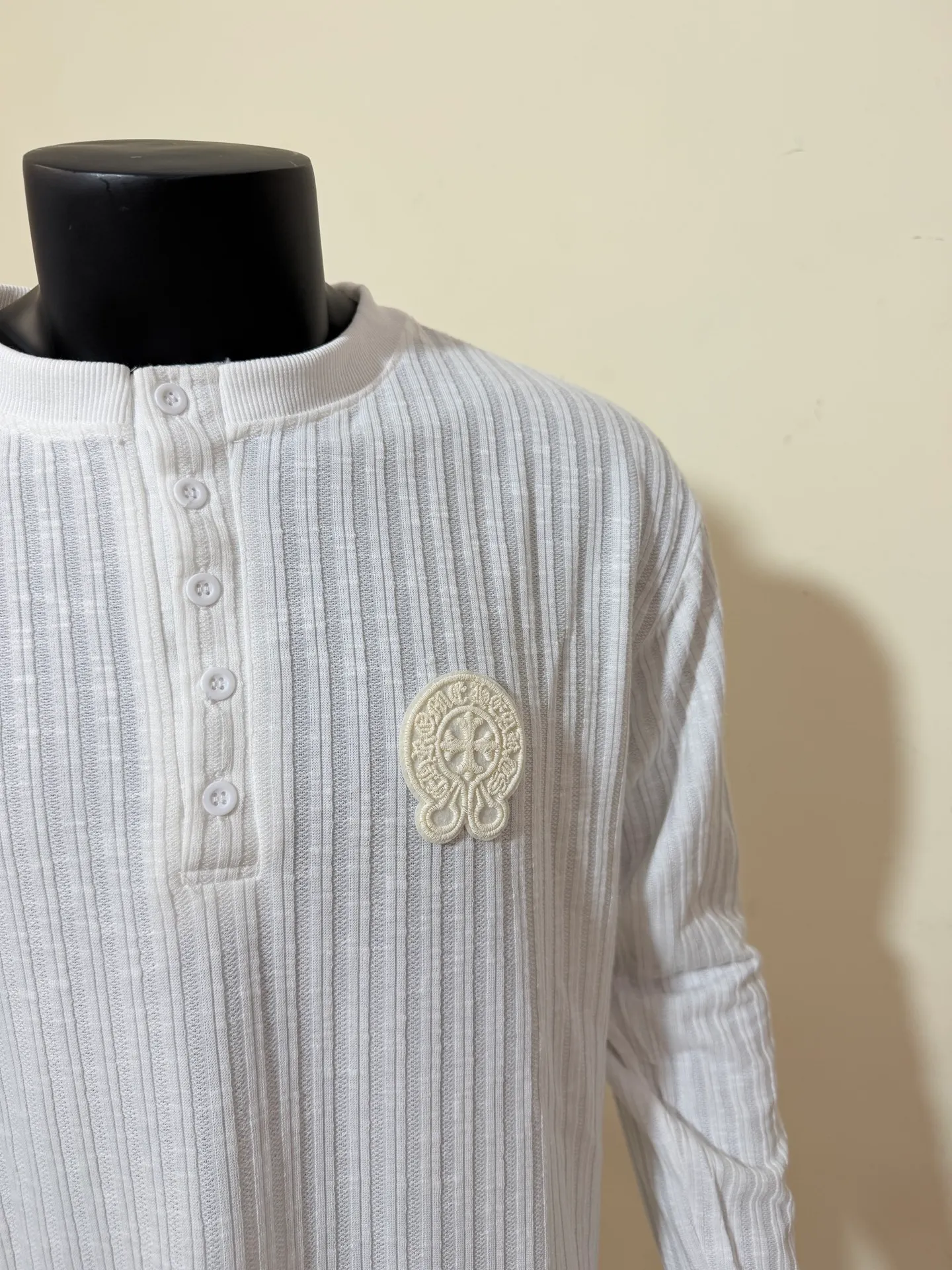 CH ， ， ， ， ， ， 。 ， ， ， 、 ， ，Breathable ， 、 。 White ， ， ， 、 、 ， 、 ， ， ， 26 ， ， ， Versatile 。 ：Black White Size：M L XL/2XL